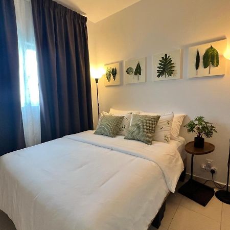 High Flyer Klia At Alanis Residence Kota Warisan Sepang Extérieur photo